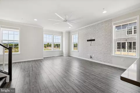 Living - 6065 Krantz Dr, Frederick, MD 21703 photo 1 of 2
