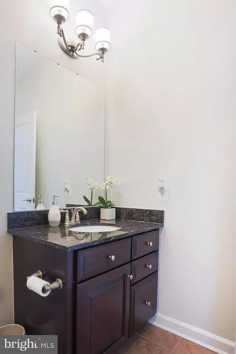 Bath - 3579 Katherine Way, Frederick, MD 21704 photo 8 of 10
