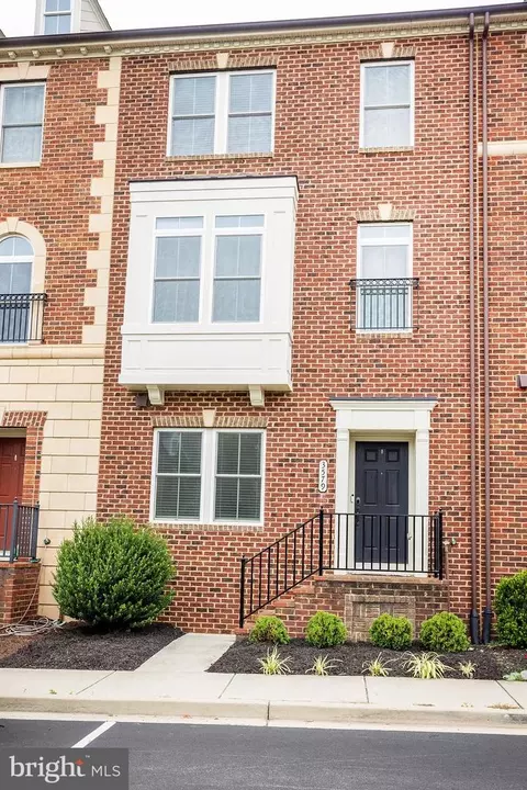 Exterior - 3579 Katherine Way, Frederick, MD 21704 photo 5 of 25