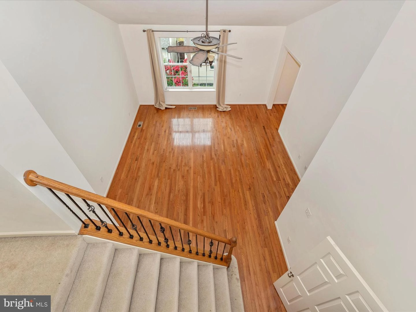 Living - 2526 Mill Race Rd, Frederick, MD 21701 photo 10 of 10