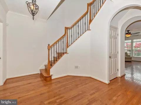 Entry Way - 2526 Mill Race Rd, Frederick, MD 21701 photo 2 of 3