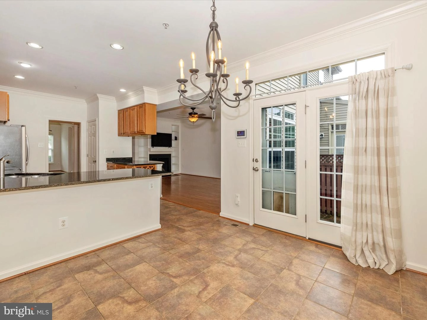 Dining - 2526 Mill Race Rd, Frederick, MD 21701 photo 2 of 2