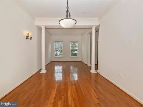 Living - 2526 Mill Race Rd, Frederick, MD 21701 photo 2 of 10