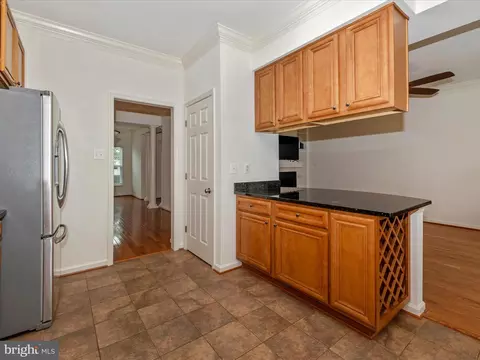 Kitchen - 2526 Mill Race Rd, Frederick, MD 21701 photo 4 of 5
