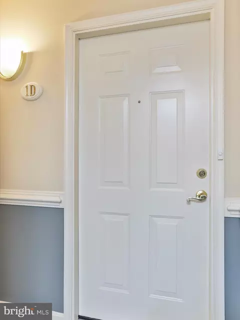Entry Way - 2100 Yates Dr #6 1D, Frederick, MD 21702 photo 2 of 6
