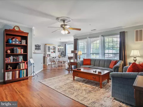 Living - 2100 Yates Dr #6 1D, Frederick, MD 21702 photo 1 of 2