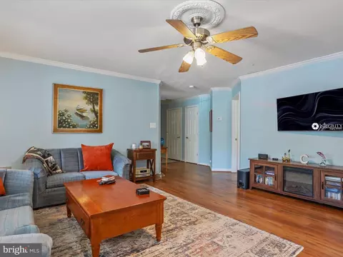 Living - 2100 Yates Dr #6 1D, Frederick, MD 21702 photo 2 of 2