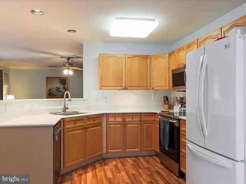 Kitchen - 2100 Yates Dr #6 1D, Frederick, MD 21702 photo 3 of 8