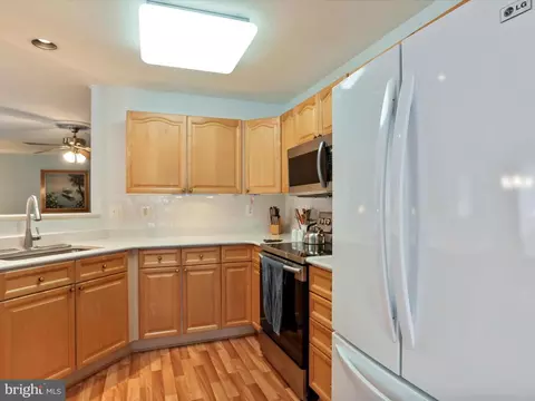 Kitchen - 2100 Yates Dr #6 1D, Frederick, MD 21702 photo 7 of 8