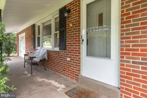 7913 Wit Mere Ct, Frederick, MD 21702 photo 12