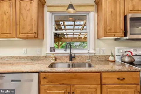 7913 Wit Mere Ct, Frederick, MD 21702 photo 24