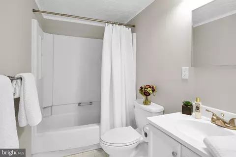 Bath - 5666 Singletree Dr, Frederick, MD 21703 photo 1 of 2