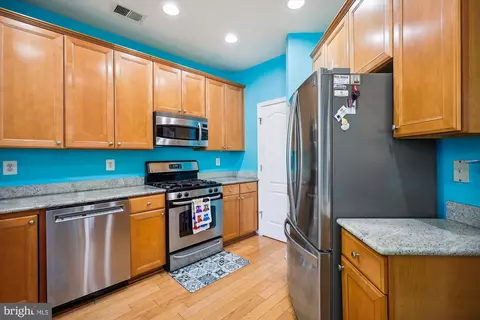 109 Swallow Pointe Ct, Frederick, MD 21702 photo 6