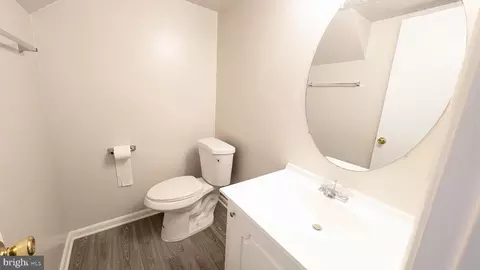 7299 E Coachlight Ct, Frederick, MD 21703 photo 9