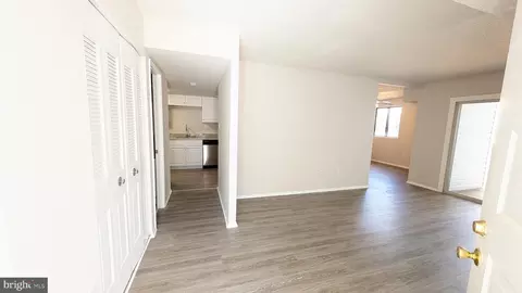 7299 E Coachlight Ct, Frederick, MD 21703 photo 8