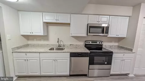 7299 E Coachlight Ct, Frederick, MD 21703 photo 10