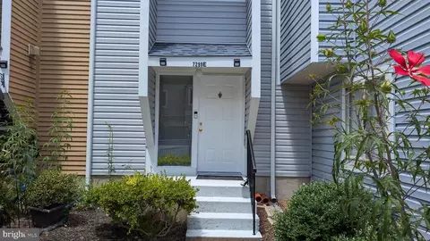 7299 E Coachlight Ct, Frederick, MD 21703 photo 2