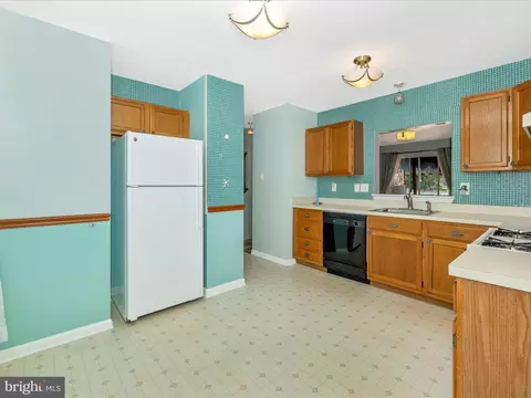 1235 Dahlia Ln, Frederick, MD 21703 photo 8