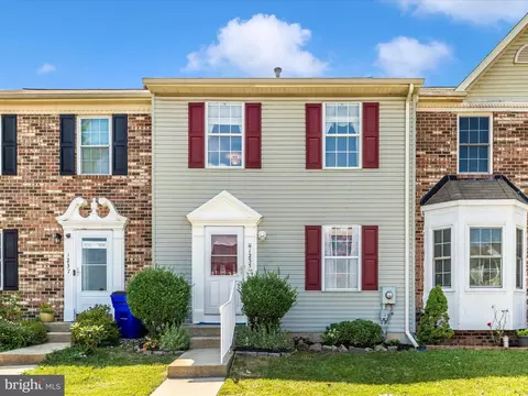 1235 Dahlia Ln, Frederick, MD 21703 photo 2