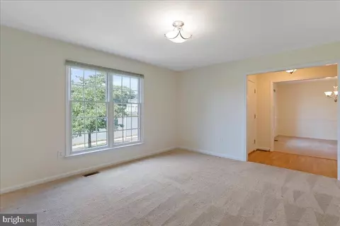 2482 Wayside Ct, Frederick, MD 21702 photo 6