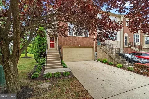 Exterior - 9609 Brigadoon Pl, Frederick, MD 21704 photo 2 of 6