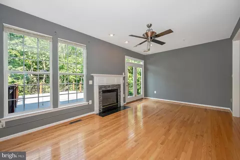 Living - 3548 Winthrop Ln, Frederick, MD 21704 photo 6 of 7