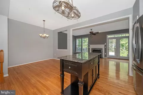 Entry Way - 3548 Winthrop Ln, Frederick, MD 21704 photo 2 of 3