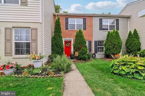 525 Lancaster Pl #525, Frederick, MD 21703