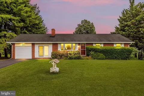 5301 Mussetter Rd, Ijamsville, MD 21754