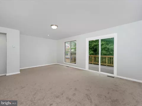 1853 Dulaney Ct, Frederick, MD 21702 photo 9