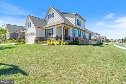 2836 Camomile Dr E, Frederick, MD 21704 photo 2