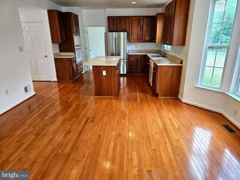 Kitchen - 1019 Storrington Dr, Frederick, MD 21702 photo 6 of 7