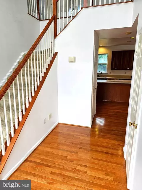 Entry Way - 1019 Storrington Dr, Frederick, MD 21702 photo 6 of 11
