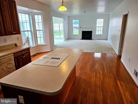 Living - 1019 Storrington Dr, Frederick, MD 21702 photo 2 of 11