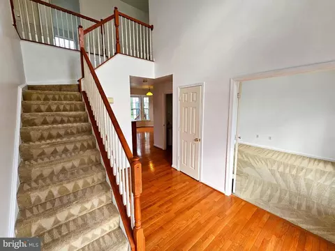 Entry Way - 1019 Storrington Dr, Frederick, MD 21702 photo 2 of 11