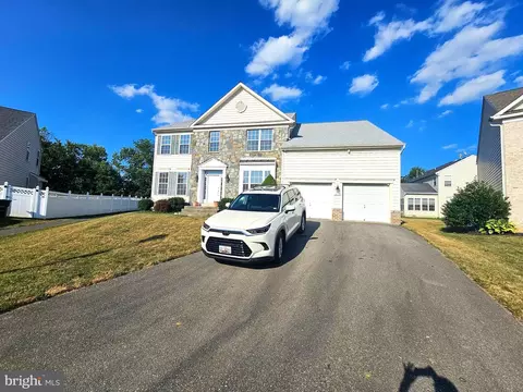 Exterior - 1019 Storrington Dr, Frederick, MD 21702 photo 2 of 4