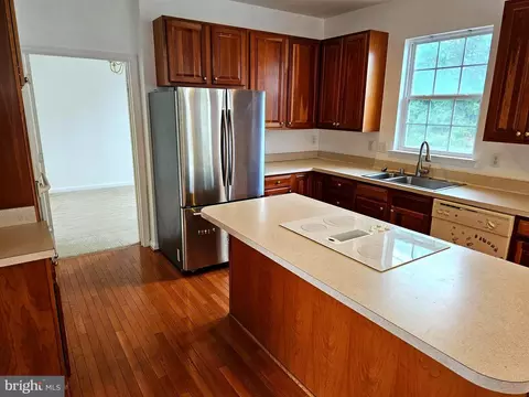 Kitchen - 1019 Storrington Dr, Frederick, MD 21702 photo 3 of 7