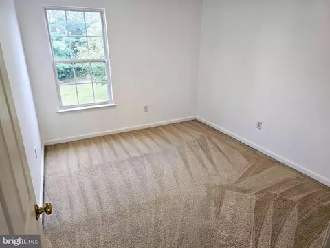 Bedroom - 1019 Storrington Dr, Frederick, MD 21702 photo 3 of 4