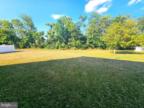 Exterior - 1019 Storrington Dr, Frederick, MD 21702 photo 3 of 4