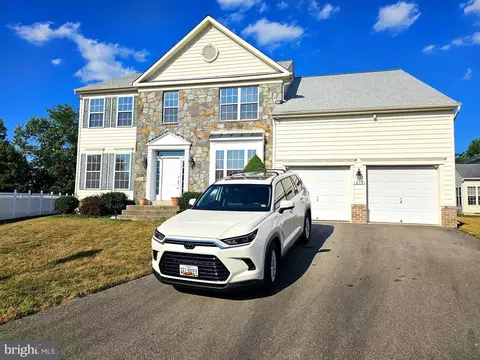 Exterior - 1019 Storrington Dr, Frederick, MD 21702 photo 4 of 4