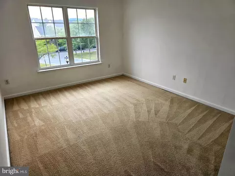 Bedroom - 1019 Storrington Dr, Frederick, MD 21702 photo 4 of 4