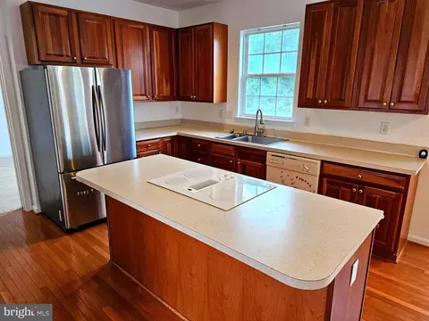 Kitchen - 1019 Storrington Dr, Frederick, MD 21702 photo 2 of 7