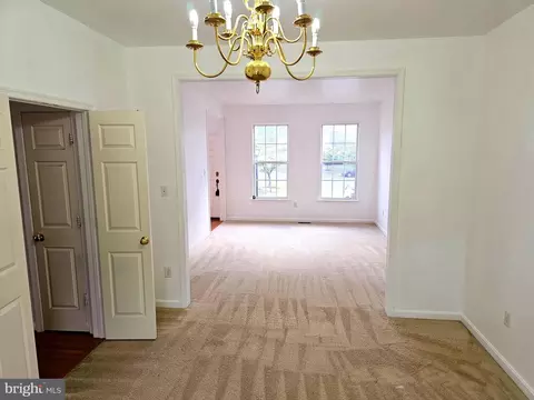 Living - 1019 Storrington Dr, Frederick, MD 21702 photo 8 of 11