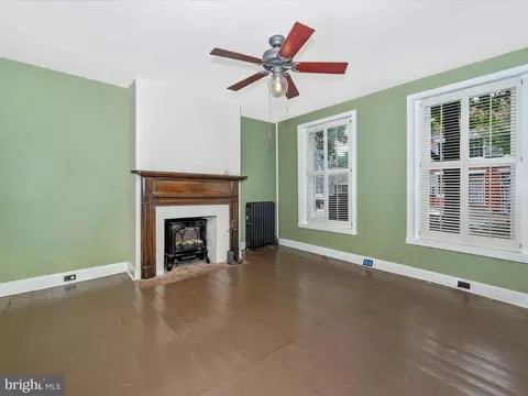 Living - 105 4th St W, Frederick, MD 21701 photo 2 of 5