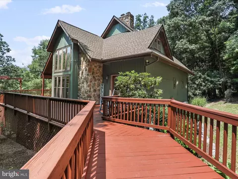 13910 Harrisville Rd, Mount Airy, MD 21771