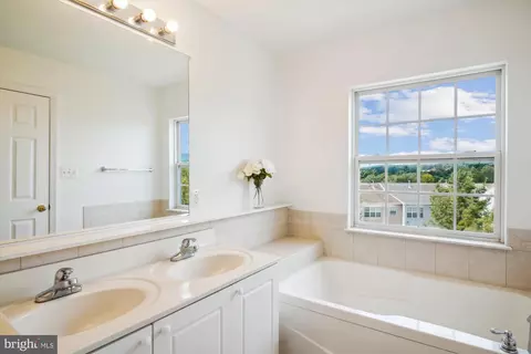 Bath - 2513 Emerson Dr, Frederick, MD 21702 photo 1 of 1