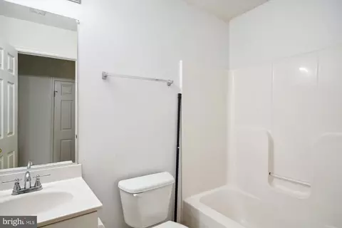 Entry Way - 2513 Emerson Dr, Frederick, MD 21702 photo 3 of 5
