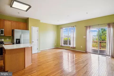 Living - 2513 Emerson Dr, Frederick, MD 21702 photo 2 of 11