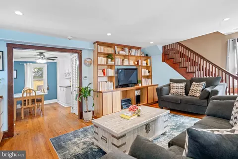 8 Davis Ave, Frederick, MD 21701 photo 5