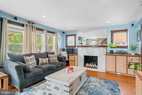 8 Davis Ave, Frederick, MD 21701 photo 4